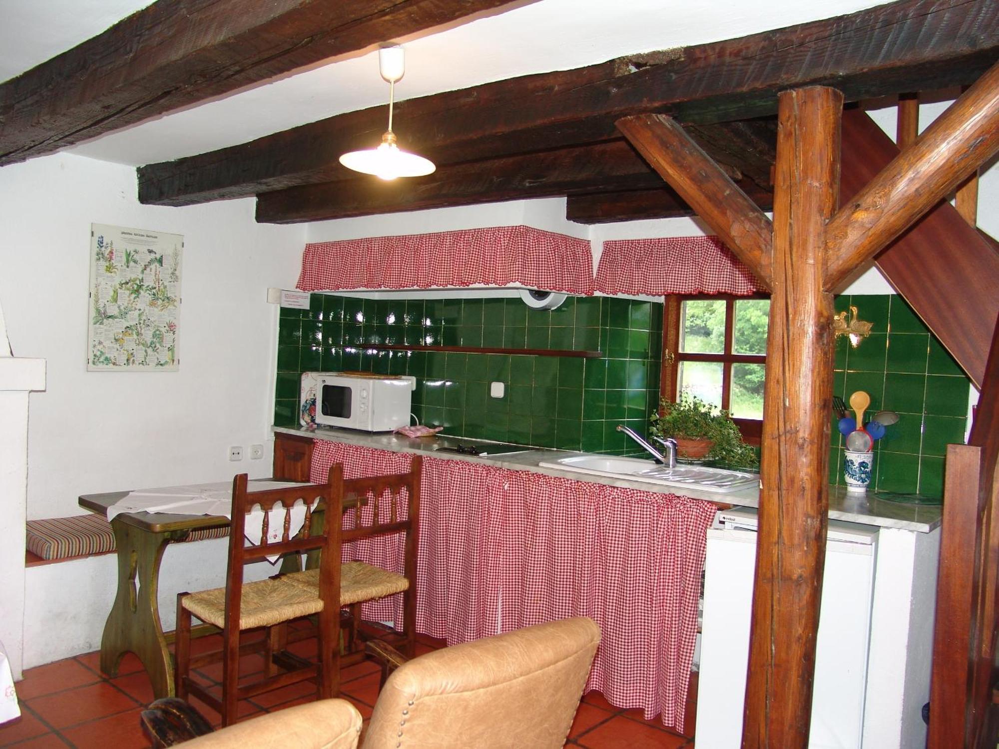 Casas De Zapatierno Guest House Espierba Phòng bức ảnh