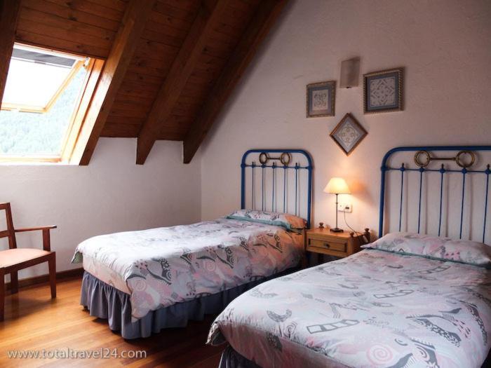 Casas De Zapatierno Guest House Espierba Phòng bức ảnh